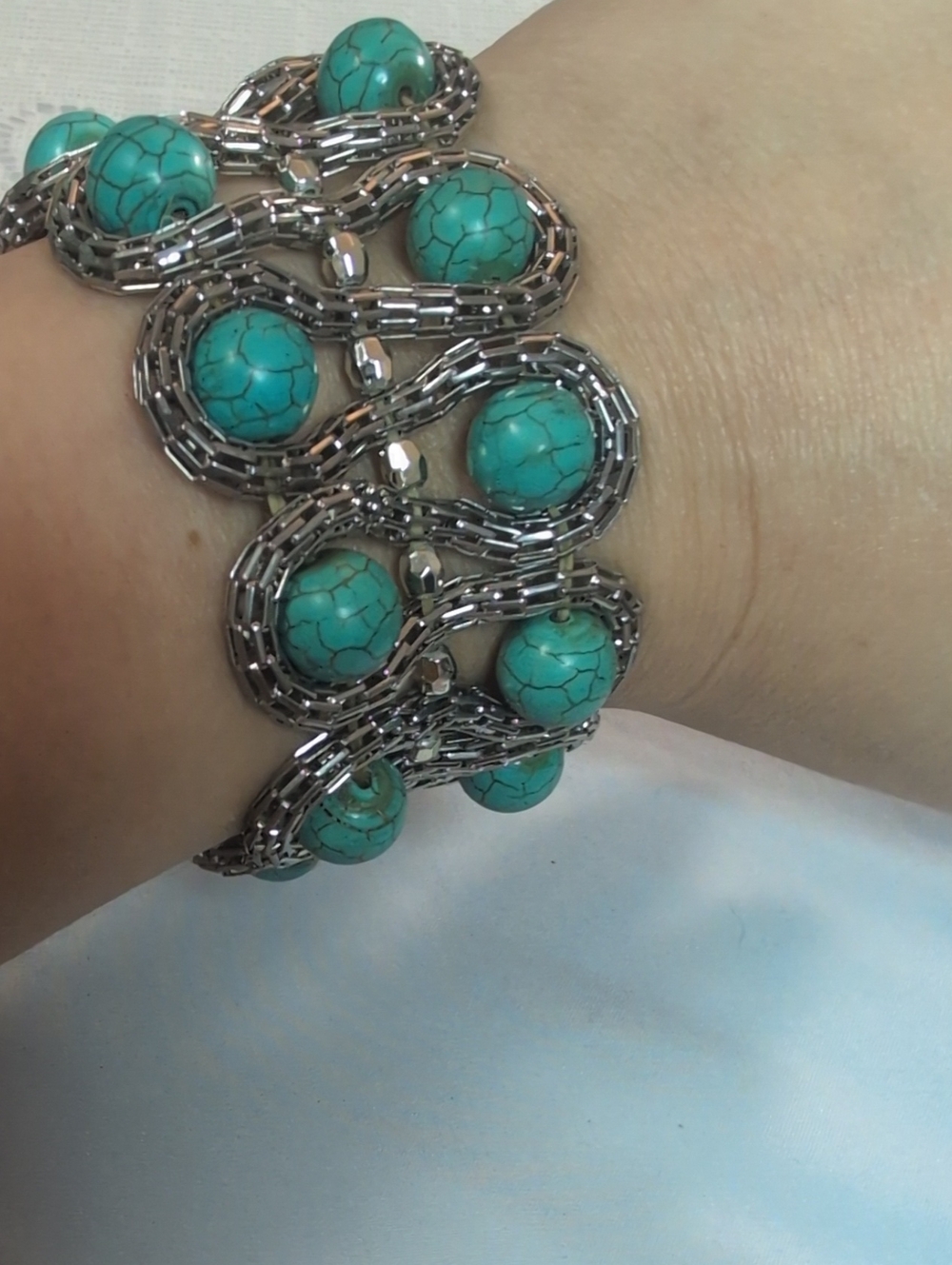 Vintage Turquoise Bead Silver-Tone Stretch Bracelet